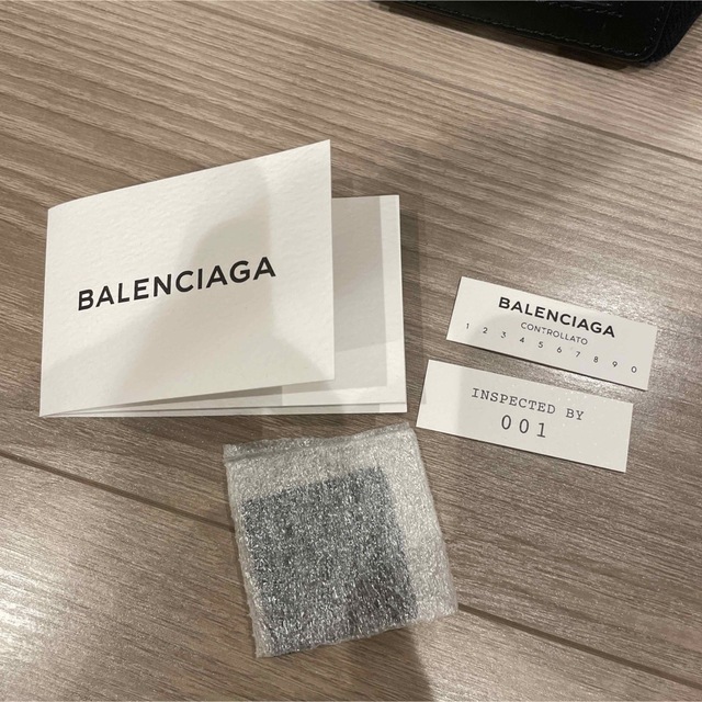 Balenciaga(バレンシアガ)の【美品】バレンシアガ　ネイビーカバス スモールトート　ネイビー レディースのバッグ(トートバッグ)の商品写真