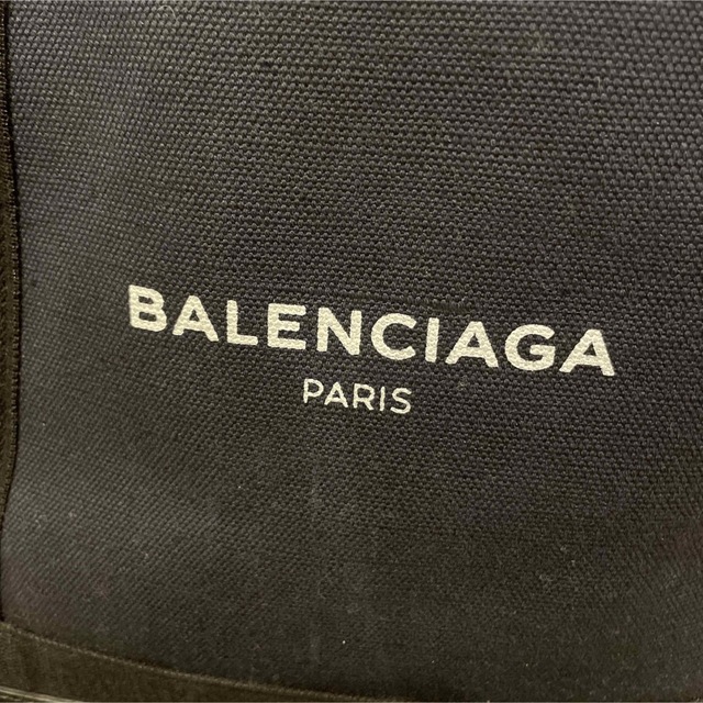 Balenciaga(バレンシアガ)の【美品】バレンシアガ　ネイビーカバス スモールトート　ネイビー レディースのバッグ(トートバッグ)の商品写真