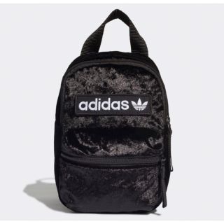 アディダス(adidas)のadidas ミニハンドバッグ　ブラック(リュック/バックパック)