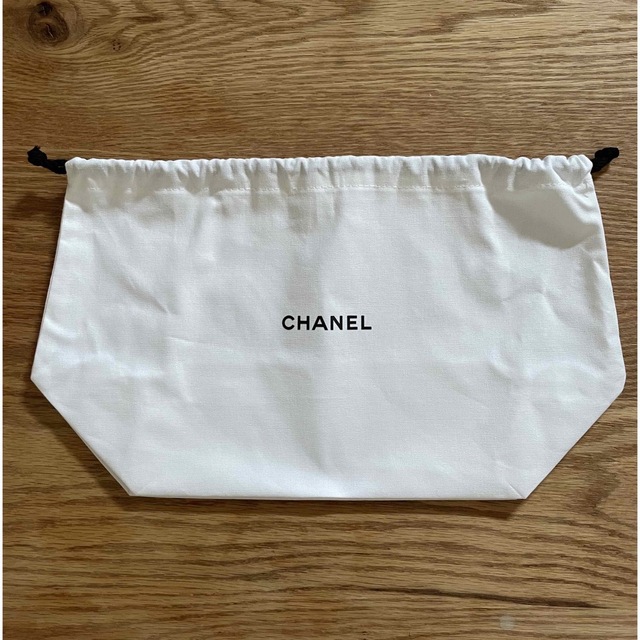 CHANEL(シャネル)のCHANEL 巾着 レディースのバッグ(ショップ袋)の商品写真