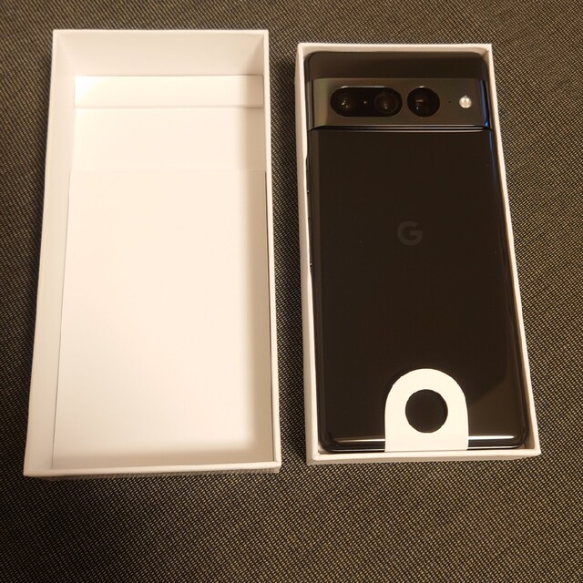 新品  Google Pixel 7 Pro 128GB Obsidian 本体