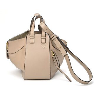 ロエベ ショルダーバッグ(レディース)の通販 4,000点以上 | LOEWEの ロエベ ショルダーバッグ(レディース)の通販 4,000点以上 | LOEWEの
