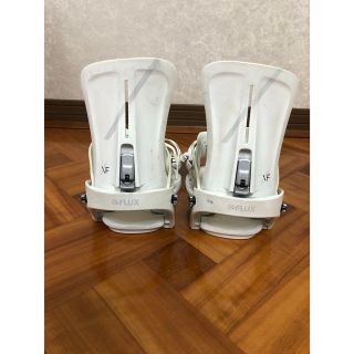 フラックス(ホワイト/白色系)の通販 69点 | FLUXを買うならラクマ