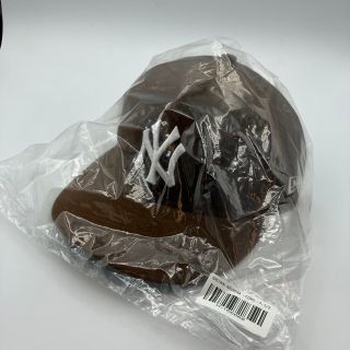 HIDDEN Corduroy New Era cap