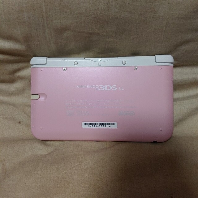 ニンテンドー3DS(ニンテンドー3DS)の【極美品】ニンテンドー 3DSLL＊ピンク×ホワイト＊ACアダプター付き エンタメ/ホビーのゲームソフト/ゲーム機本体(携帯用ゲーム機本体)の商品写真