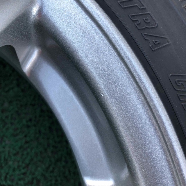 Goodyear(グッドイヤー)の【美品GOODYEAR ICE NAVI ZEA】175/70R14社外アクア等 自動車/バイクの自動車(タイヤ・ホイールセット)の商品写真