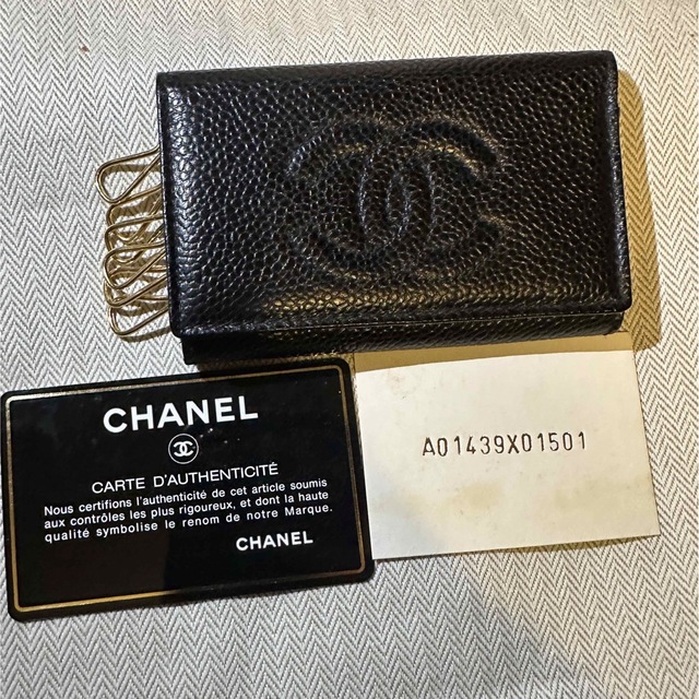 輝い CHANEL シャネル キーケース デカココキャビアスキン ココマーク