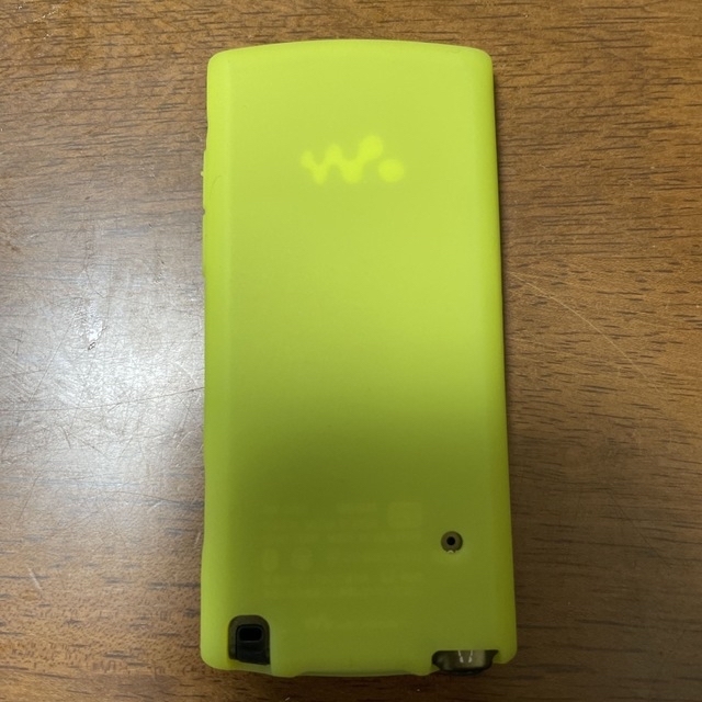 WALKMAN(ウォークマン)のウォークマンSシリーズ　グリーン スマホ/家電/カメラのオーディオ機器(ポータブルプレーヤー)の商品写真