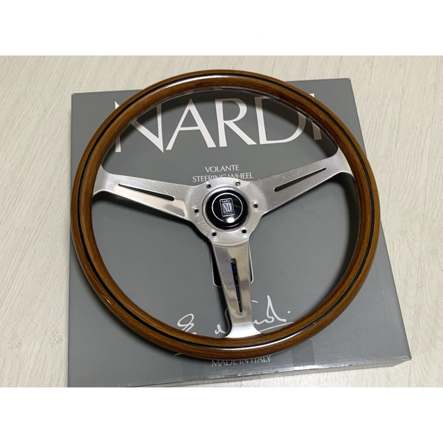 【NARDI】 classic ウッドステアリング　36.5Φ ナルディ