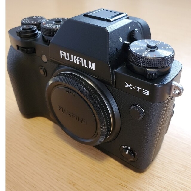 美品】FUJIFILM X-T3 xt3 ブラック 直販半額 ミラーレス一眼 serendib.aero