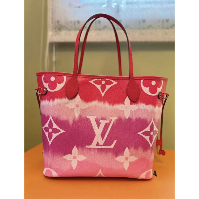 低価格で大人気の LOUIS 新品未使用 ネヴァーフルMM VUITTON LOUIS