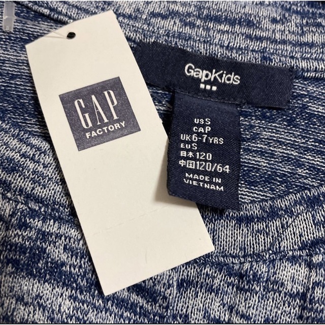 GAP(ギャップ)の新品 3400円 GAP ギャップ 長袖ワンピース 120 ネイビー 紺 エンタメ/ホビーのコスプレ(その他)の商品写真