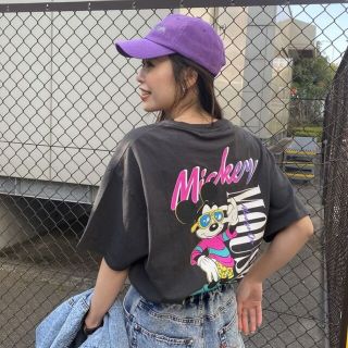 ロデオクラウンズワイドボウル(RODEO CROWNS WIDE BOWL)のレイクタウン限定チャコールグレー ミッキーマウス(Tシャツ(半袖/袖なし))