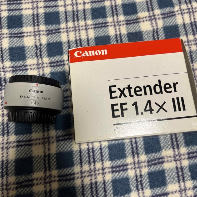 Canon(キヤノン)のCanon (キヤノン) エクステンダー EF1.4X III スマホ/家電/カメラのカメラ(その他)の商品写真