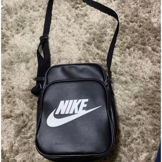 ナイキ(NIKE)の値下げしました早い者勝ちです‼️NIKE ナイキ　革長のブラック(その他)