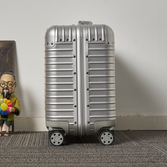 RIMOWA ORIGINAL Compact リモワ オリジナル コンパクト RIMOWA ORIGINAL Compact リモワ オリジナル コンパクト