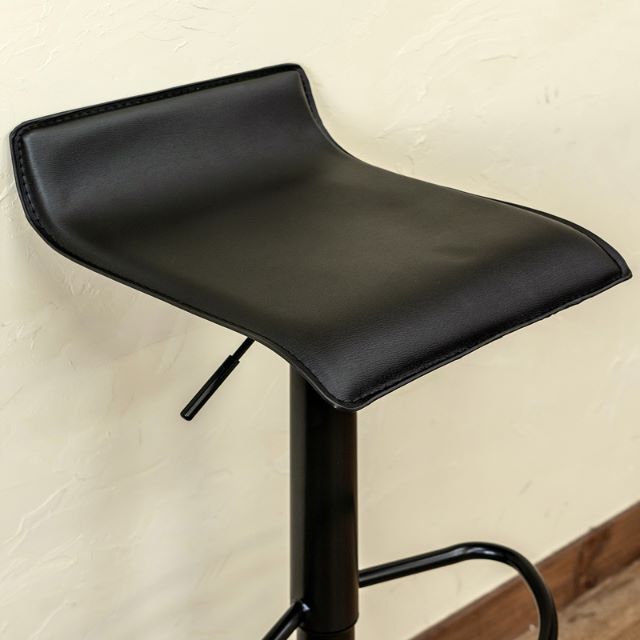 バーチェア　PVC　単色カラー　ABK　台数限定特価　高級感(N) インテリア/住まい/日用品の椅子/チェア(その他)の商品写真
