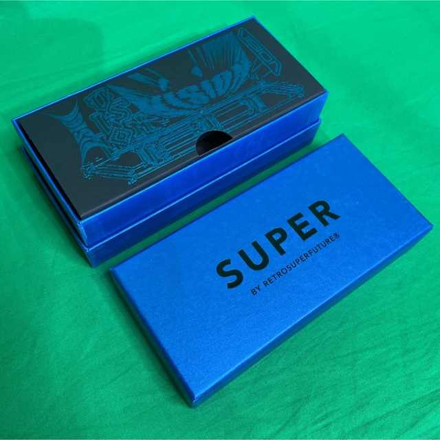 SUPER(スーパー)のretro super future VISION PINK 激レア 廃盤品 メンズのファッション小物(サングラス/メガネ)の商品写真