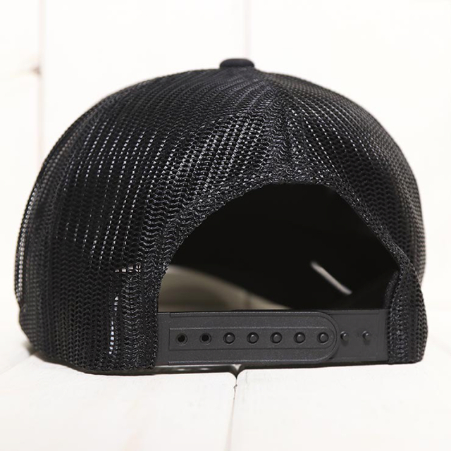 【送料無料】　BRIXTON メッシュキャップ メンズの帽子(キャップ)の商品写真