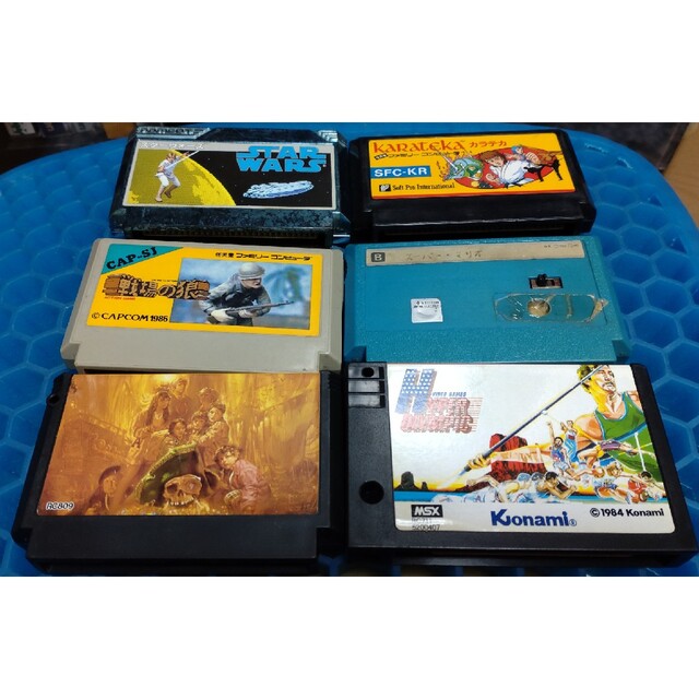 ファミコンカセットいろいろ　スターウォーズ戦場の狼MSXハイパーオリンピック2 エンタメ/ホビーのゲームソフト/ゲーム機本体(家庭用ゲームソフト)の商品写真