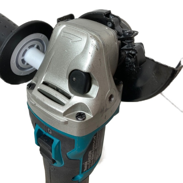 MAKITA マキタ 18V 125mm 充電式ディスクグラインダ (バッテリ2個・ 充電器・ケース付） GA504DRGXN 