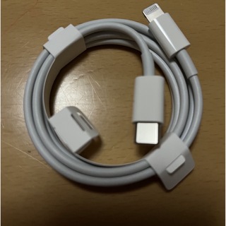 iPhone充電器 USB-C ライトニングケーブル 純正(バッテリー/充電器)