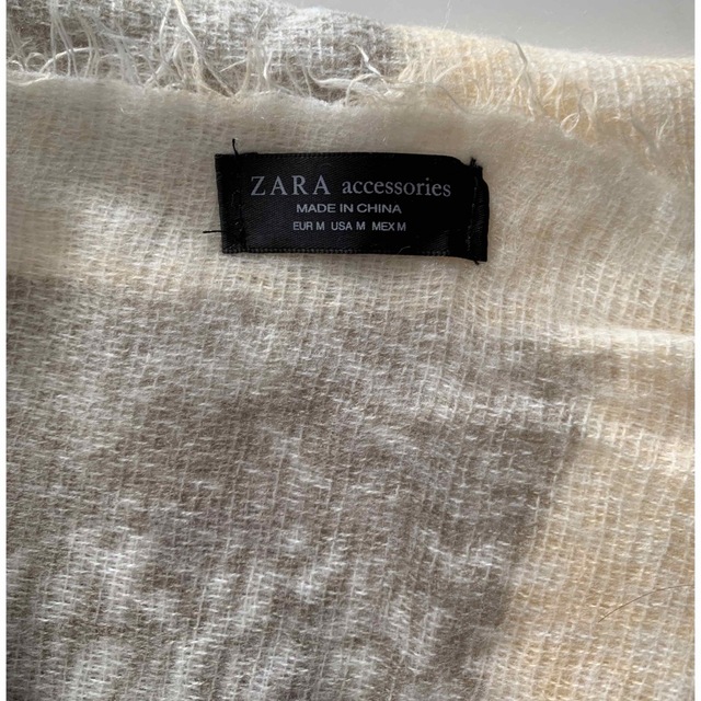 ZARA(ザラ)のZARA 大判ストール　マフラー レディースのファッション小物(ストール/パシュミナ)の商品写真