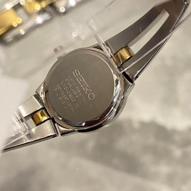 未使用ジャンク品】定価3.7万円セイコー レディース腕時計 シルバー 