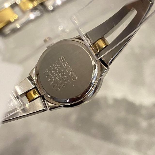 未使用ジャンク品】定価3.7万円セイコー レディース腕時計 シルバー