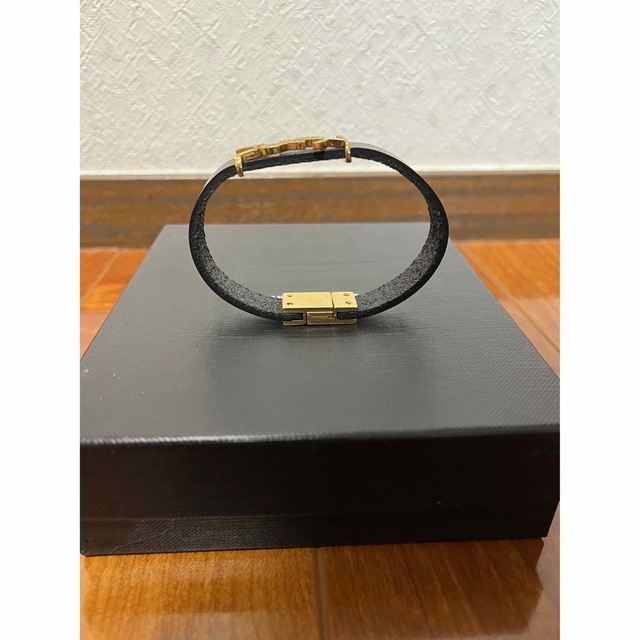 saintlaurent サンローラン YSLロゴ ブレスレット 話題の行列 51.0%OFF