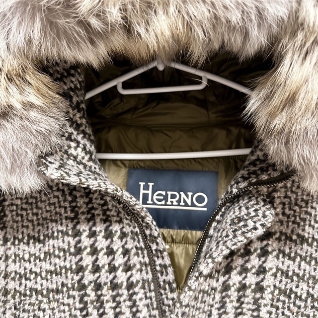 HERNO(ヘルノ)のHERNO  ハウンドトゥース フーデッドコート メンズのジャケット/アウター(ダウンジャケット)の商品写真