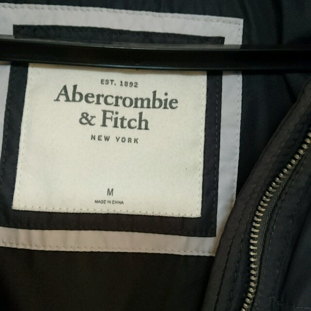 Abercrombie&Fitch(アバクロンビーアンドフィッチ)のアバクロロングダウンジャケット レディースのジャケット/アウター(ダウンジャケット)の商品写真