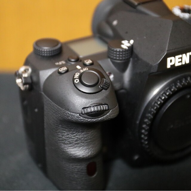 PENTAX(ペンタックス)の【美品】PENTAX K-3 Mark III スマホ/家電/カメラのカメラ(デジタル一眼)の商品写真