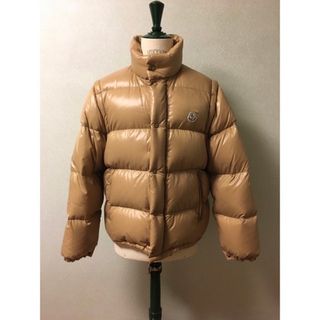 モンクレール(MONCLER)のシーズン前最終価格Monclerモンクレールベローネ (ダウンジャケット)