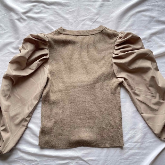 ❤️可愛い‼️即購入OK❤️☆ems☆重ね着風ニット フリーサイズ ブラウス袖 レディースのトップス(ニット/セーター)の商品写真