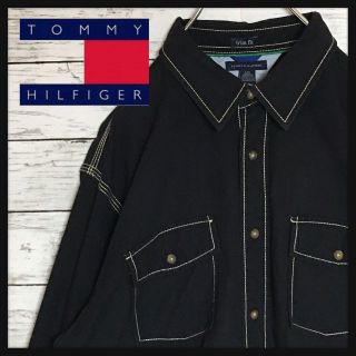 トミーヒルフィガー(TOMMY HILFIGER)の【人気デザイン白ステッチ】トミーヒルフィガー☆カジュアルシャツ　黒　A320(シャツ)