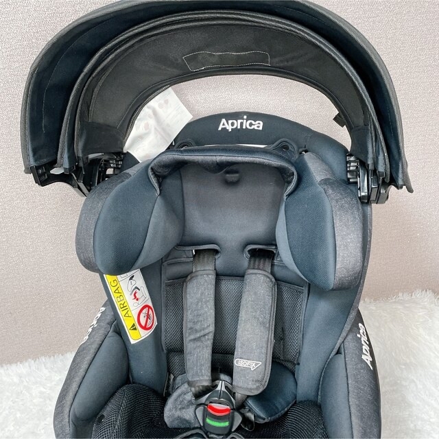 Aprica(アップリカ)の【今日まで】アップリカ チャイルドシート フラディア グロウ ISOFIX キッズ/ベビー/マタニティの外出/移動用品(自動車用チャイルドシート本体)の商品写真