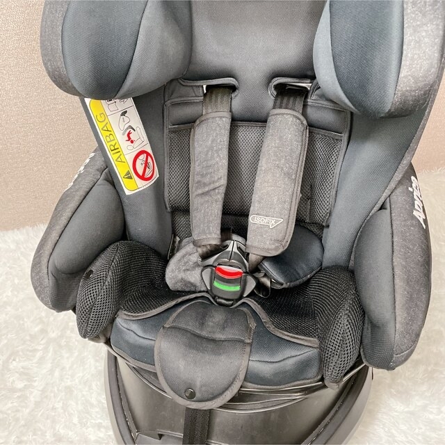 Aprica(アップリカ)の【今日まで】アップリカ チャイルドシート フラディア グロウ ISOFIX キッズ/ベビー/マタニティの外出/移動用品(自動車用チャイルドシート本体)の商品写真