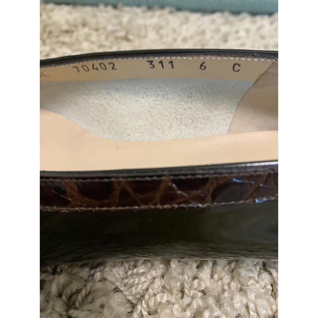 フェラガモ　エナメルパンプス　 レディースの靴/シューズ(ハイヒール/パンプス)の商品写真