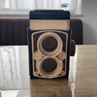 カルディ(KALDI)のカルディコーヒーファーム　木製レフレックスカメラ(小物入れ)