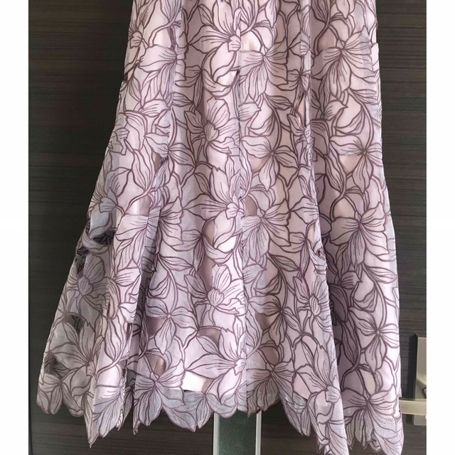 マイストラーダ オーガンジー刺繍ナロースカート
