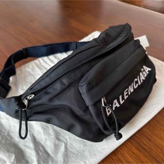 バレンシアガ(Balenciaga)のバレンシアガウエストバッグ　ボディバッグ(ボディバッグ/ウエストポーチ)