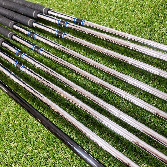 最新作 Callaway 【良品】人気 キャロウェイ ストラータ ゴルフセット