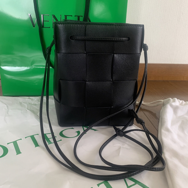 正規品質保証】 Bottega Veneta ボッテガヴェネタ スモール カセット