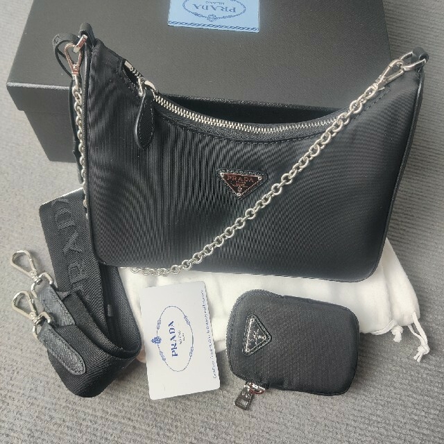人気を誇る PRADA - PRADAプラダ Re-Edition 2005 Re-ナイロン