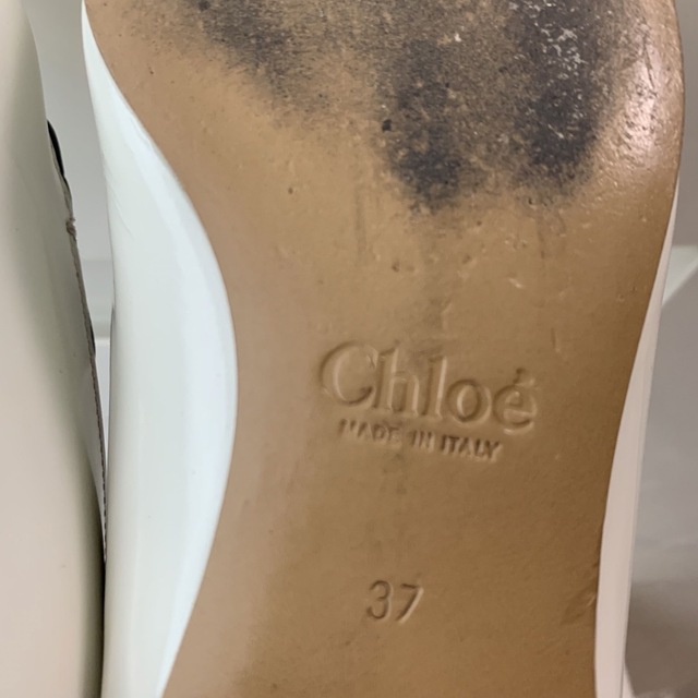 Chloe(クロエ)のクロエ　ホワイトレザー　ローファー レディースの靴/シューズ(ローファー/革靴)の商品写真