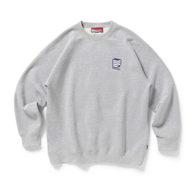 nevver × BROCHURE CREW NECK SWEATER