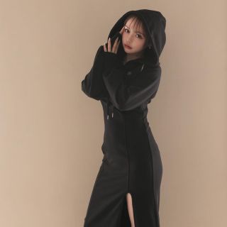 ディーホリック(dholic)のandmary Camilla slit dress black(ロングワンピース/マキシワンピース)