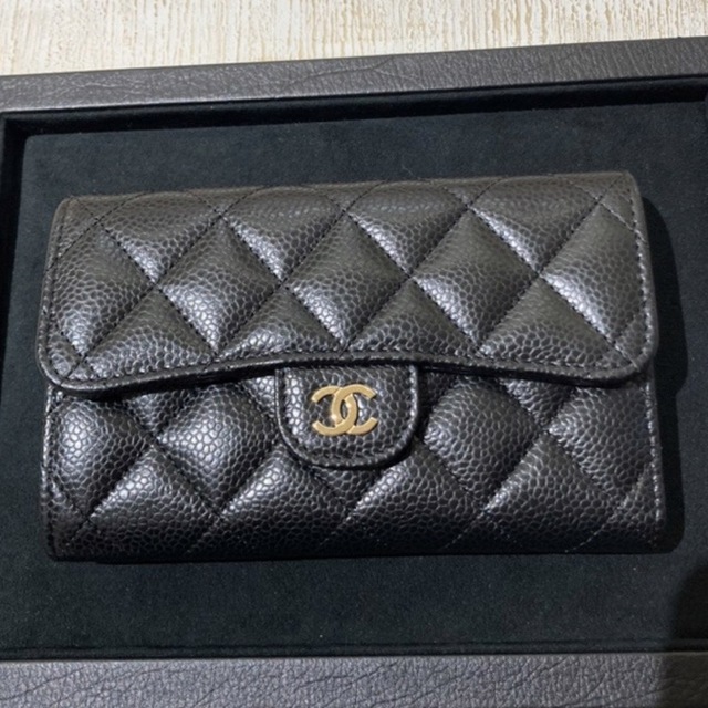 新品 未使用 CHANEL シャネル ミディアム 財布