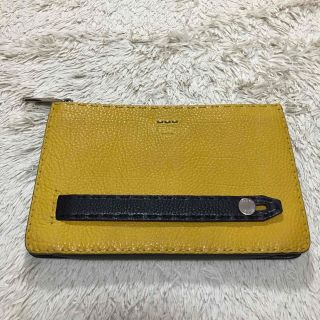 フェンディ(FENDI)のFENDI フェンディ　セレリア　クラッチバッグ　セカンドバッグ　イエロー(クラッチバッグ)